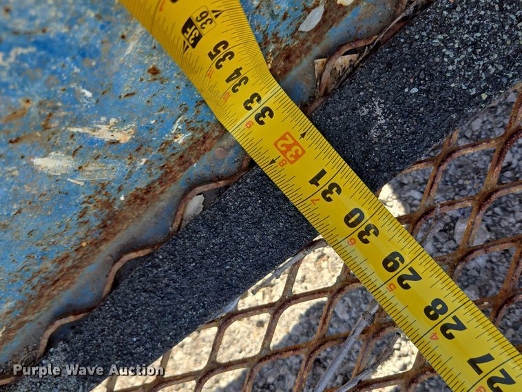 image for item EE8673 2001 Genie  S-65  boom lift