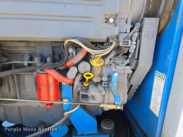 image for item EE8673 2001 Genie  S-65  boom lift