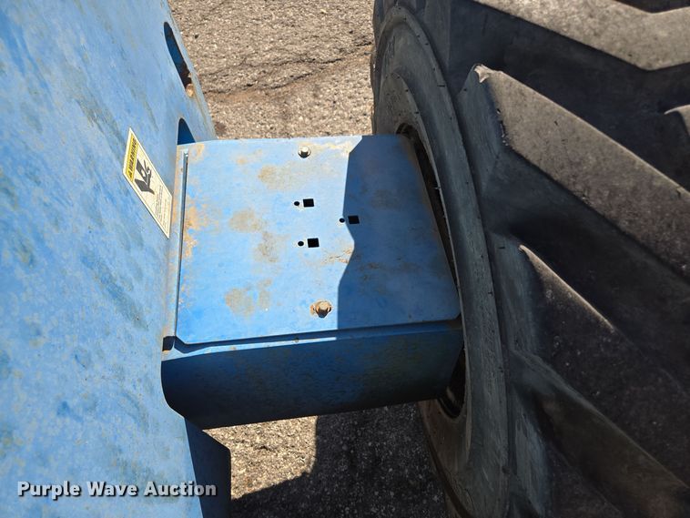 image for item EE8673 2001 Genie  S-65  boom lift