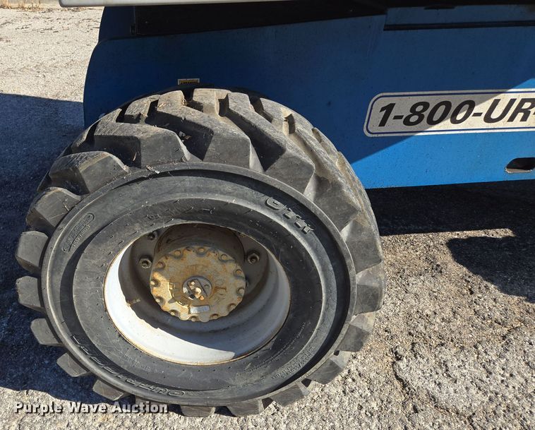 image for item EE8673 2001 Genie  S-65  boom lift