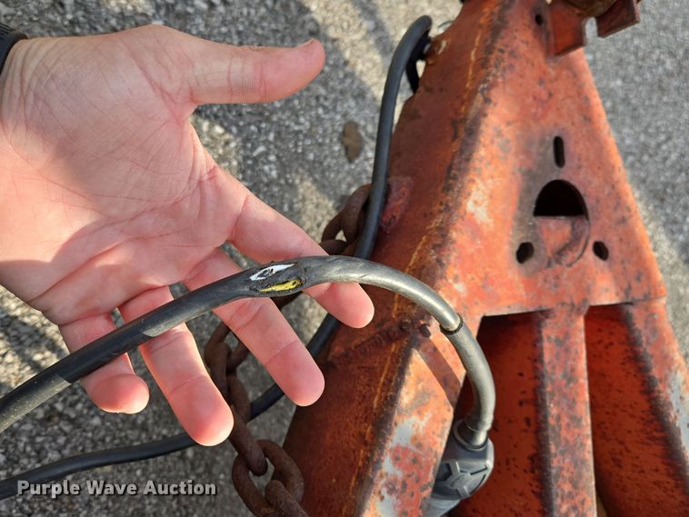 image for item EE8680 1988 Buck utility trailer