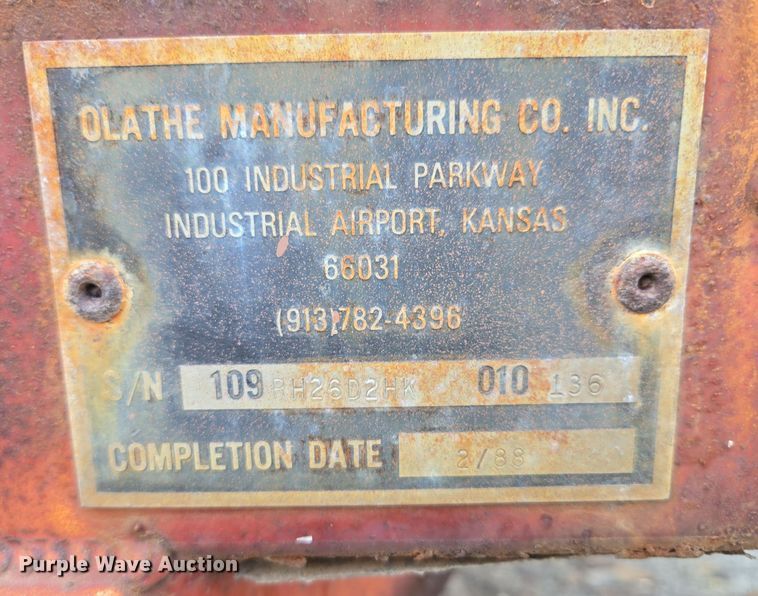 image for item EE8680 1988 Buck utility trailer