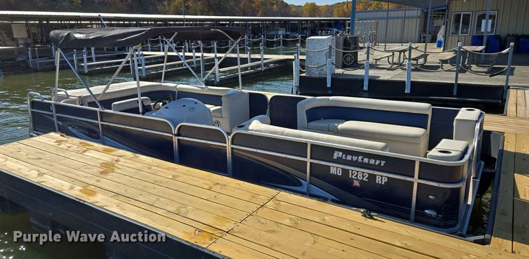 image for item EE8682 2018 Playcraft  Clipper 2400 pontoon boat