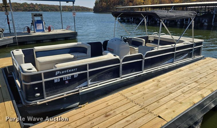 image for item EE8682 2018 Playcraft  Clipper 2400 pontoon boat