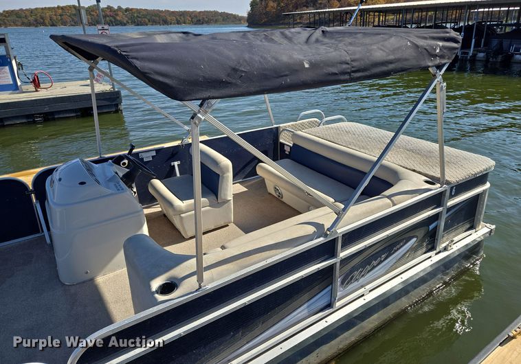 image for item EE8682 2018 Playcraft  Clipper 2400 pontoon boat