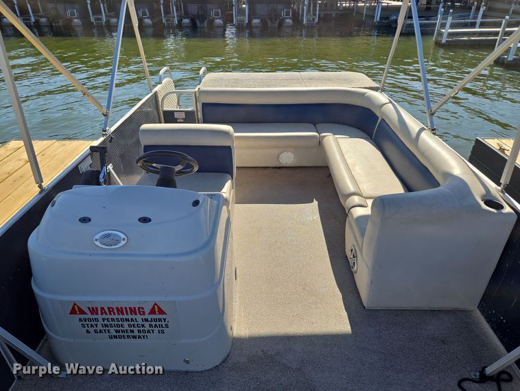 image for item EE8682 2018 Playcraft  Clipper 2400 pontoon boat