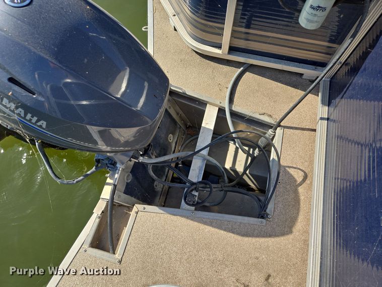 image for item EE8682 2018 Playcraft  Clipper 2400 pontoon boat