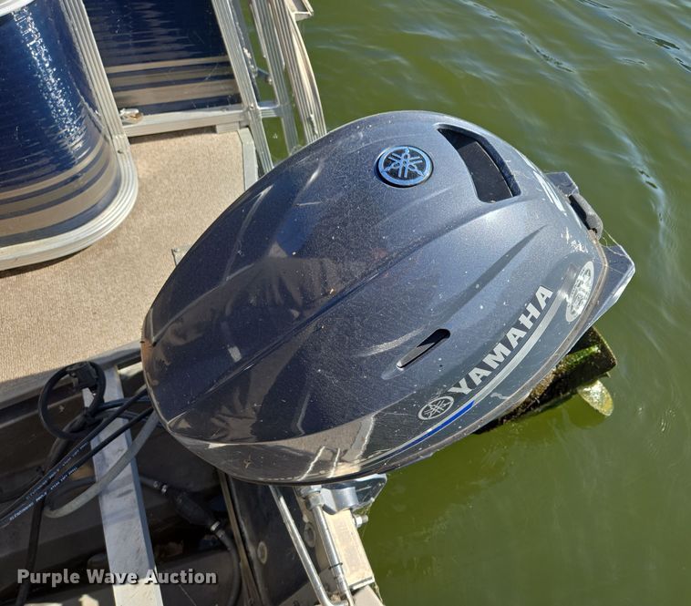 image for item EE8682 2018 Playcraft  Clipper 2400 pontoon boat