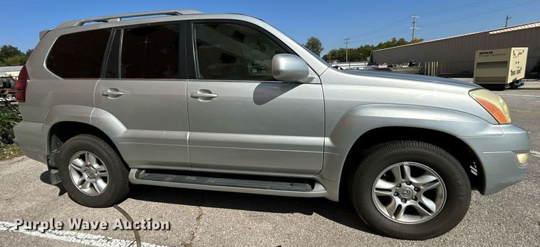 image for item EG0583 2004 Lexus GX 470 SUV