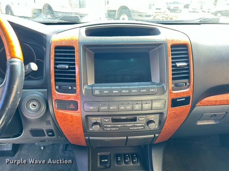 image for item EG0583 2004 Lexus GX 470 SUV