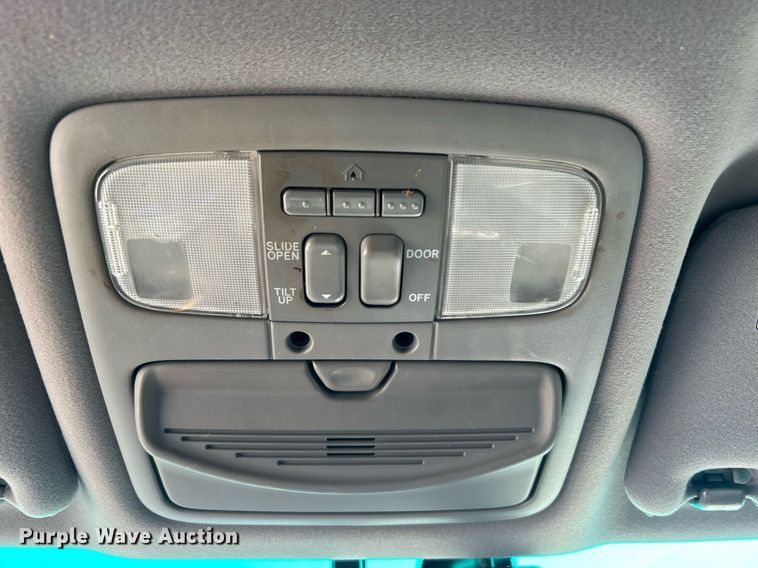 image for item EG0583 2004 Lexus GX 470 SUV