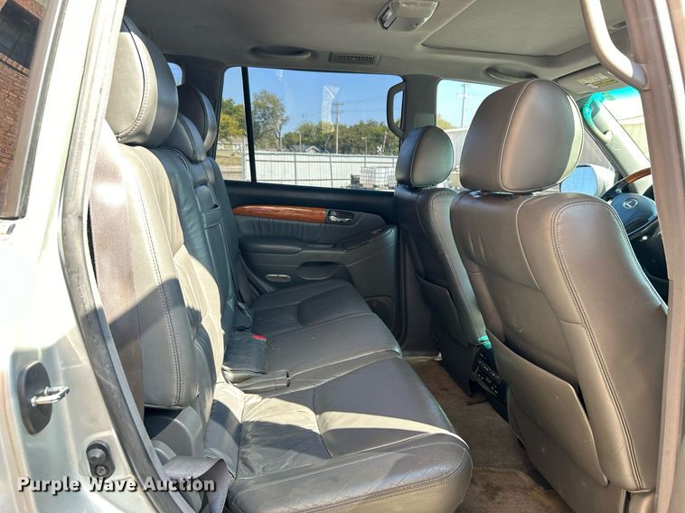 image for item EG0583 2004 Lexus GX 470 SUV