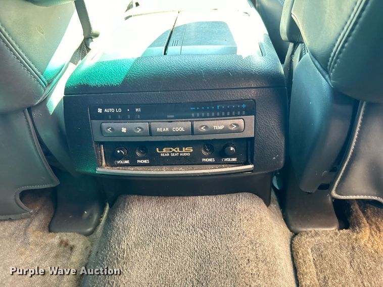 image for item EG0583 2004 Lexus GX 470 SUV