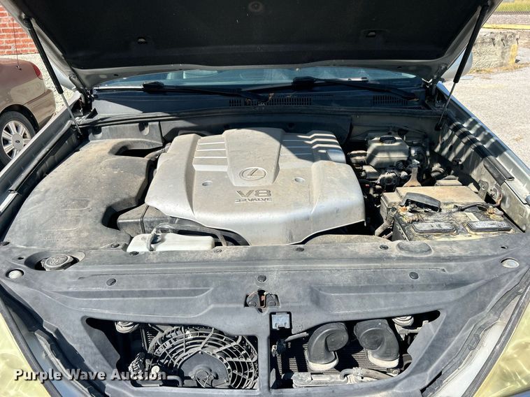 image for item EG0583 2004 Lexus GX 470 SUV