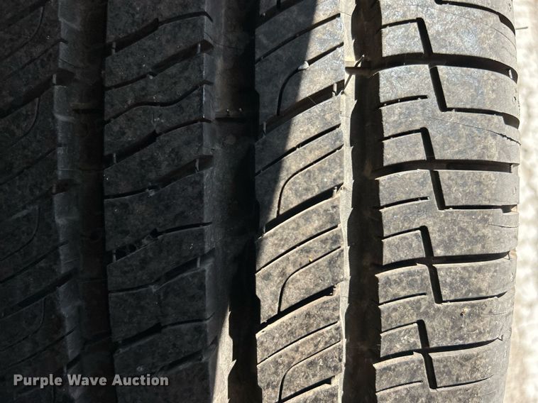 image for item EG0583 2004 Lexus GX 470 SUV