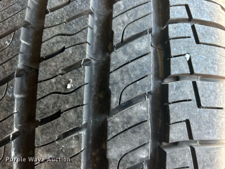 image for item EG0583 2004 Lexus GX 470 SUV