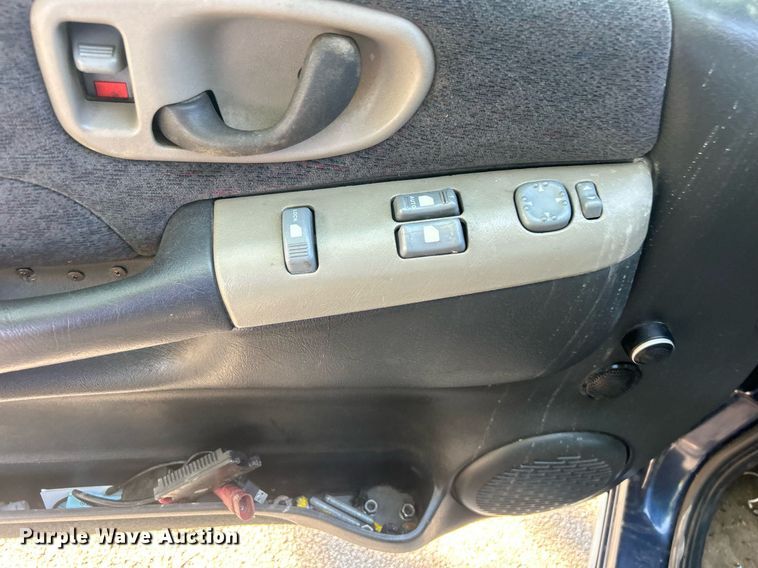 image for item EG0584 2002 Chevrolet S10 Ext. Cab pickup truck