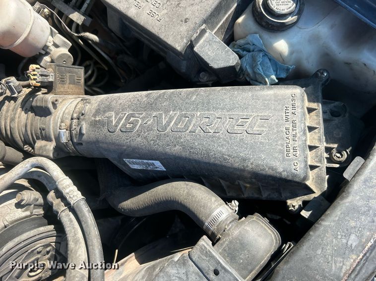 image for item EG0584 2002 Chevrolet S10 Ext. Cab pickup truck