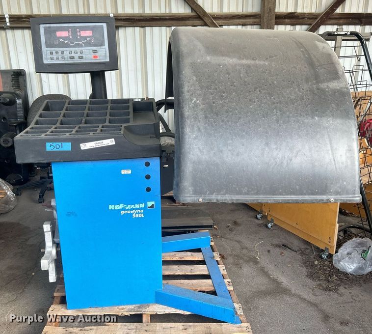 image for item EG0608 Hofmann Geodyna 980L wheel balancer