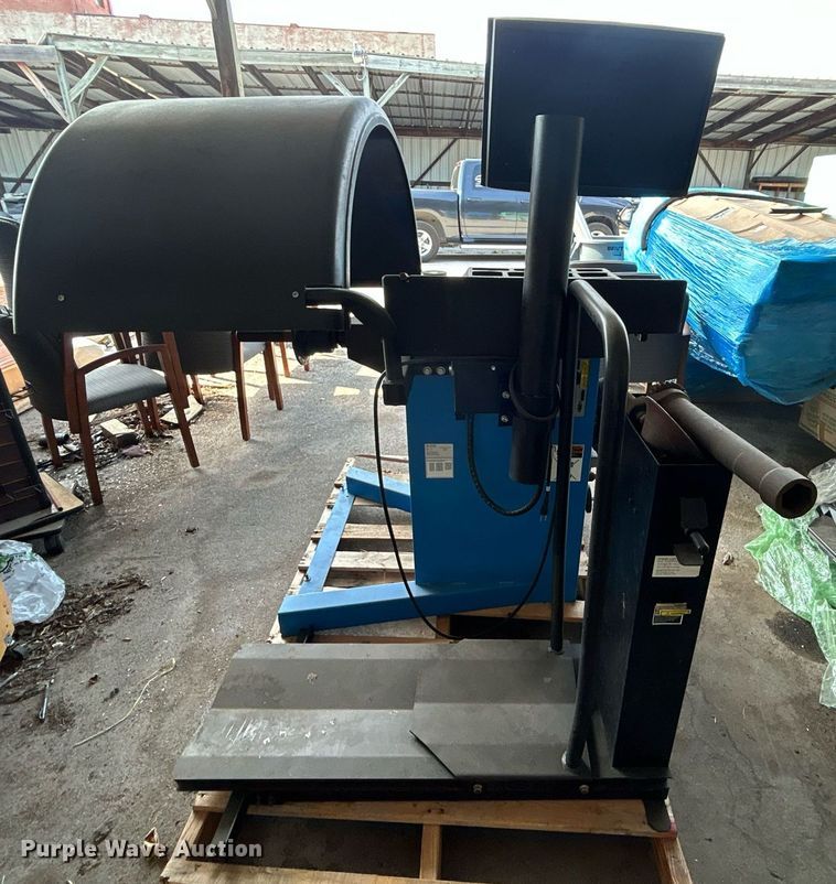 image for item EG0608 Hofmann Geodyna 980L wheel balancer