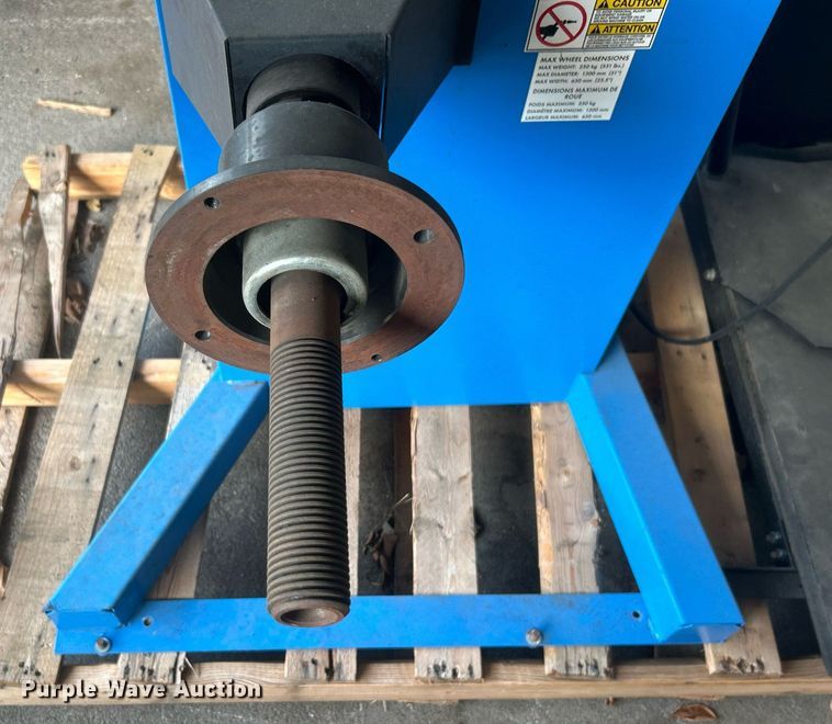 image for item EG0608 Hofmann Geodyna 980L wheel balancer