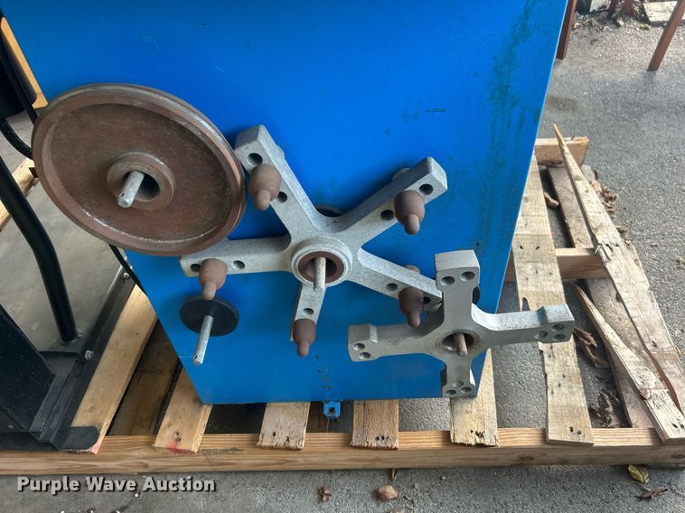 image for item EG0608 Hofmann Geodyna 980L wheel balancer