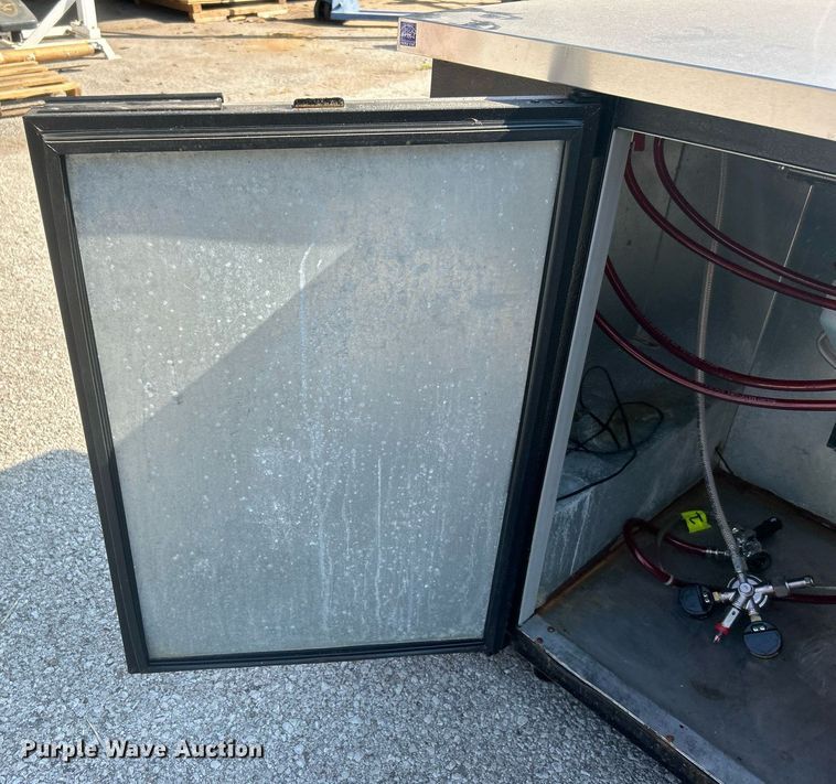 image for item EG0613 Beverage Air   DD78 beer dispenser