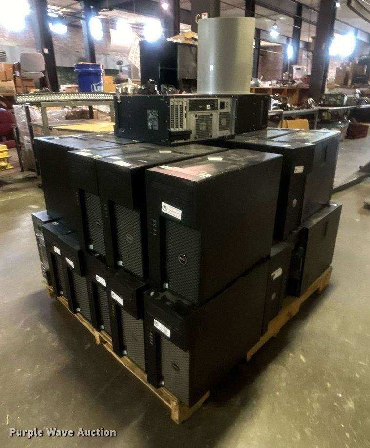 image for item EG0635 Approximately 27 Dell Precision Tower 3620 desktops