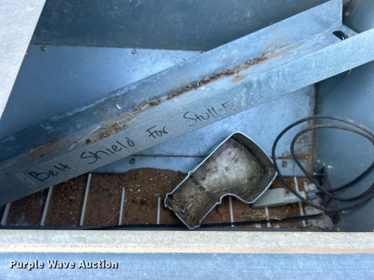 image for item EG7844 Stull Feeders cake feeder