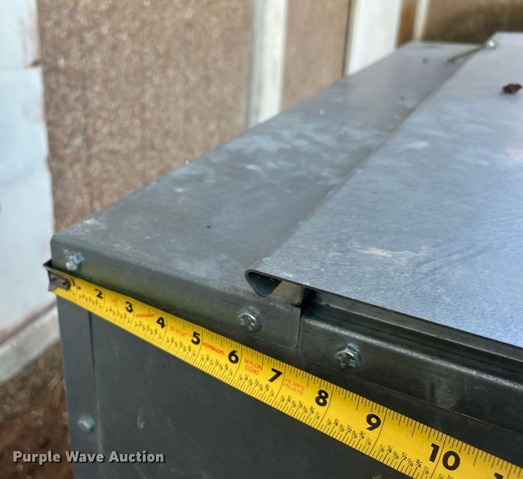 image for item EG7844 Stull Feeders cake feeder