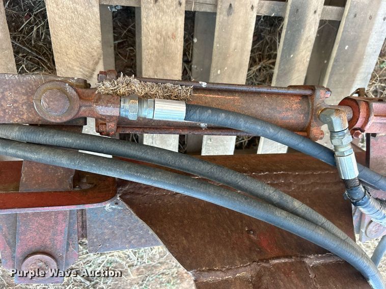 image for item EG7846 Bale unroller