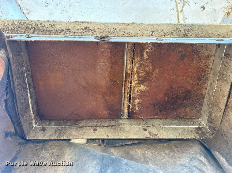 image for item EG7847 Grain bin