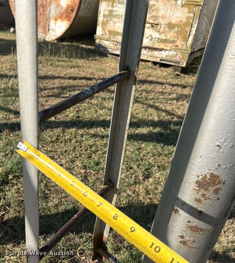 image for item EG7847 Grain bin