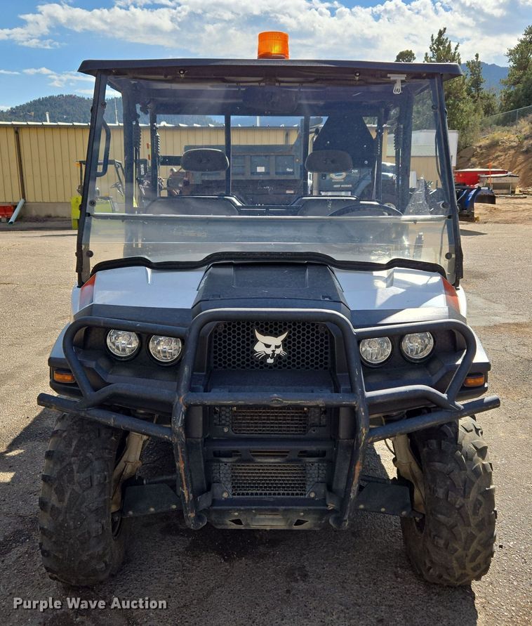 image for item EG9908 2011 Bobcat 3400XL utility vehicle