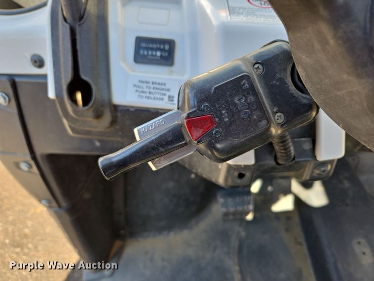 image for item EG9908 2011 Bobcat 3400XL utility vehicle