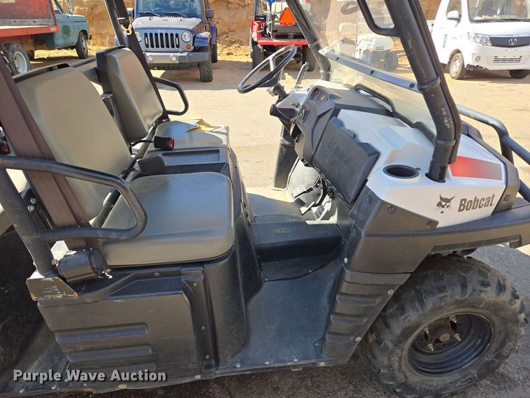 image for item EG9908 2011 Bobcat 3400XL utility vehicle