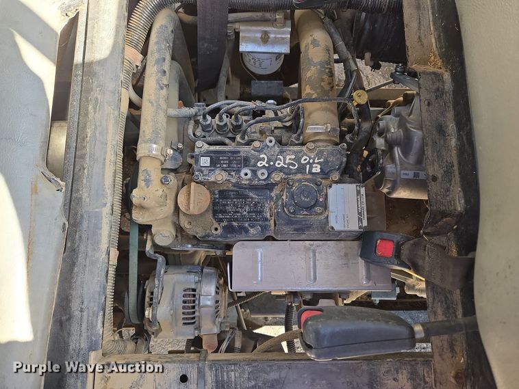 image for item EG9908 2011 Bobcat 3400XL utility vehicle