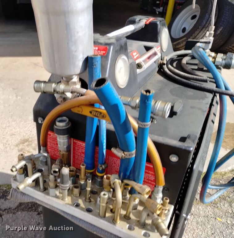 image for item EG9909 BG PF5 power flush and fluid exchange system