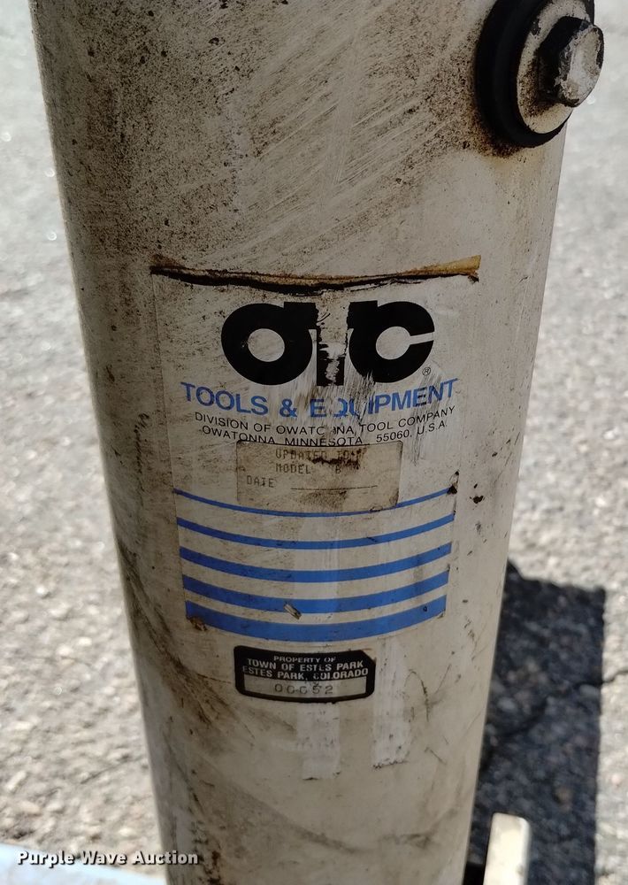 image for item EG9909 BG PF5 power flush and fluid exchange system