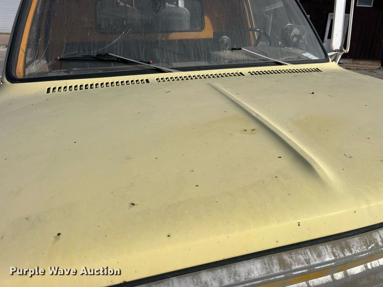 image for item EH2857 1985 Chevrolet 70 oil distributor truck