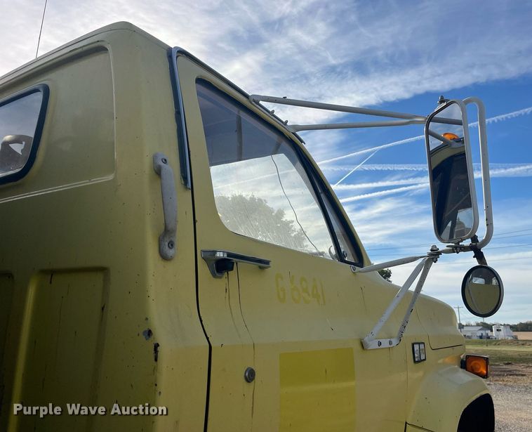 image for item EH2857 1985 Chevrolet 70 oil distributor truck