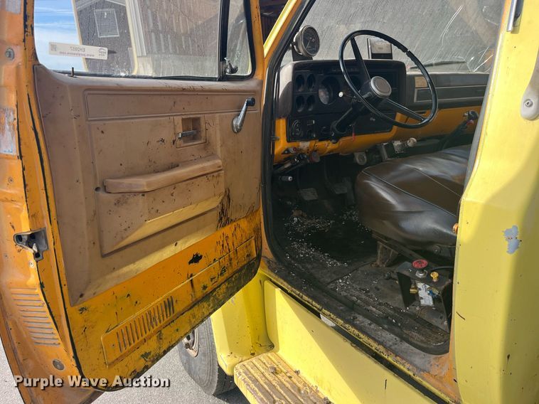 image for item EH2857 1985 Chevrolet 70 oil distributor truck