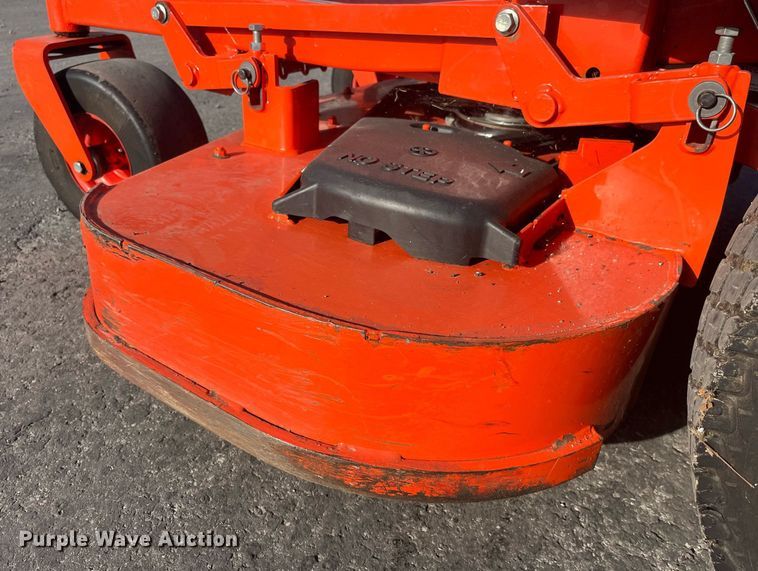 image for item EH2858 Kubota Z726XKW ZTR lawn mower