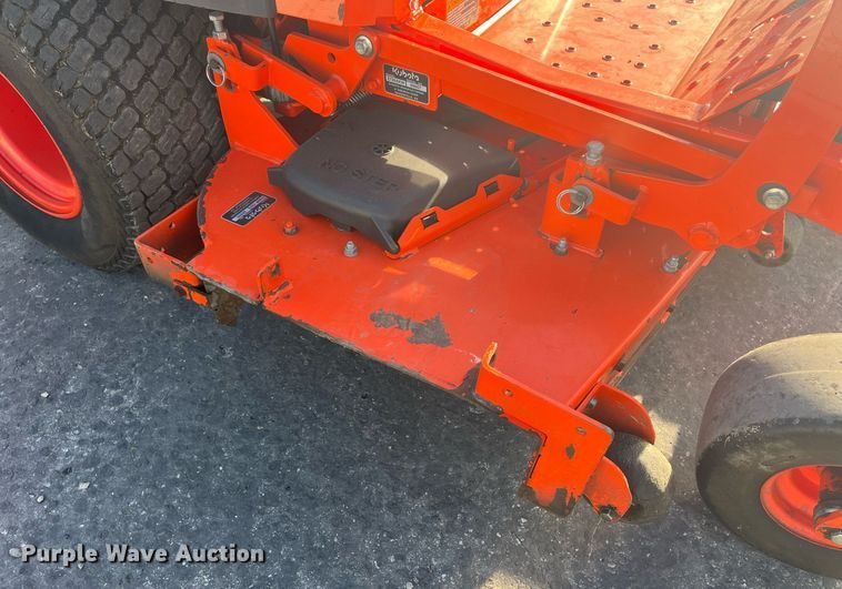 image for item EH2858 Kubota Z726XKW ZTR lawn mower