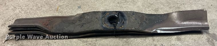 image for item EH2858 Kubota Z726XKW ZTR lawn mower