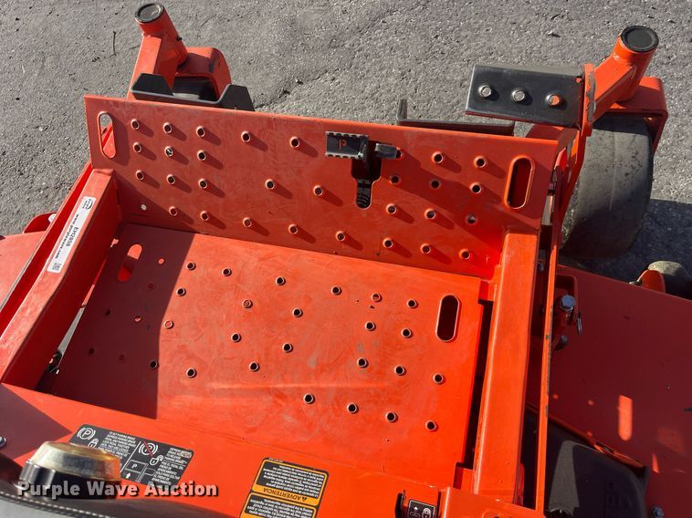 image for item EH2858 Kubota Z726XKW ZTR lawn mower