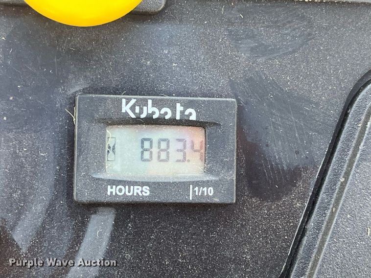 image for item EH2858 Kubota Z726XKW ZTR lawn mower