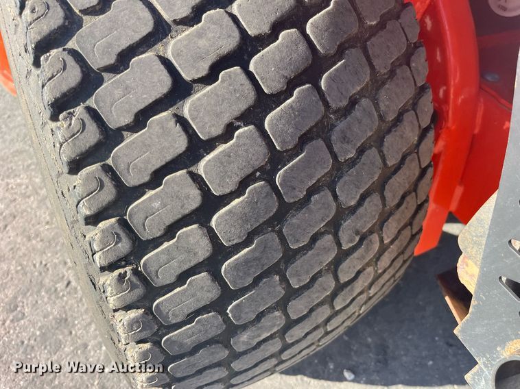 image for item EH2858 Kubota Z726XKW ZTR lawn mower