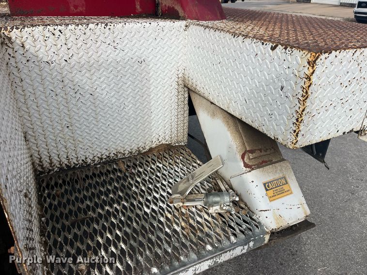 image for item EH2859 1991 GMC Topkick digger derrick truck