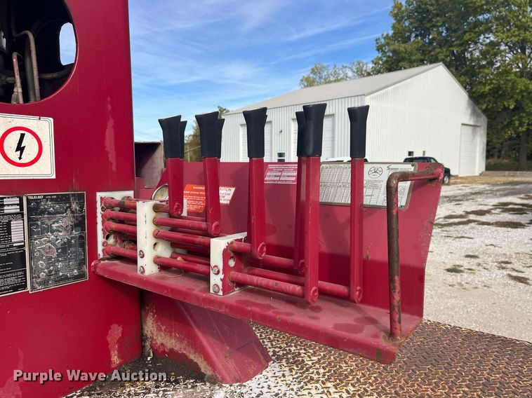 image for item EH2859 1991 GMC Topkick digger derrick truck